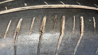 Used 2019 Ford EcoSport [2017-2021] Titanium 1.5L Ti-VCT Petrol Manual tyres RIGHT FRONT TYRE TREAD VIEW