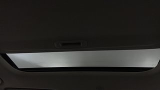 Used 2019 Hyundai Venue [2019-2022] SX Plus 1.0 Turbo DCT Petrol Automatic top_features Sunroof