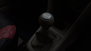 Used 2015 Maruti Suzuki Swift Dzire VXI Petrol Manual interior GEAR  KNOB VIEW