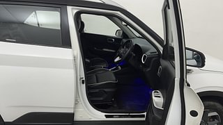 Used 2019 Hyundai Venue [2019-2022] SX Plus 1.0 Turbo DCT Petrol Automatic interior RIGHT SIDE FRONT DOOR CABIN VIEW