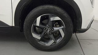 Used 2019 Hyundai Venue [2019-2022] SX Plus 1.0 Turbo DCT Petrol Automatic tyres RIGHT FRONT TYRE RIM VIEW