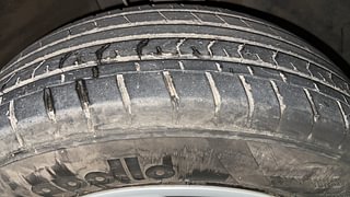 Used 2022 Hyundai Venue SX 1.2 Petrol Petrol Manual tyres RIGHT FRONT TYRE TREAD VIEW
