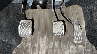 Used 2014 Maruti Suzuki Wagon R 1.0 [2010-2019] VXi Petrol Manual interior PEDALS VIEW
