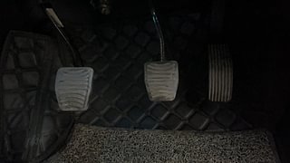 Used 2020 Mahindra XUV500 [2017-2021] W9 Diesel Manual interior PEDALS VIEW