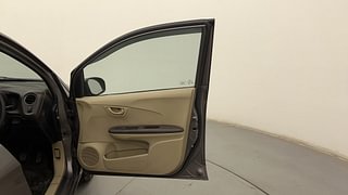 Used 2013 Honda Amaze [2013-2018] 1.2 S i-VTEC CNG (Outside Fitted) Petrol+cng Manual interior RIGHT FRONT DOOR OPEN VIEW