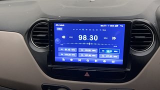 Used 2014 Hyundai Grand i10 [2013-2017] Sportz 1.2 Kappa VTVT Petrol Manual top_features Integrated (in-dash) music system
