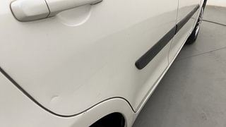 Used 2017 Maruti Suzuki Swift Dzire VXI (O) Petrol Manual dents MINOR DENT