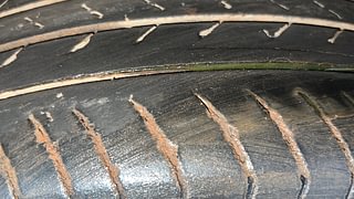 Used 2019 Ford EcoSport [2017-2021] Titanium 1.5L Ti-VCT Petrol Manual tyres RIGHT REAR TYRE TREAD VIEW