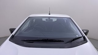 Used 2021 Tata Altroz XE 1.2 Rhythm Petrol Manual exterior FRONT WINDSHIELD VIEW
