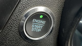 Used 2019 Ford EcoSport [2017-2021] Titanium 1.5L Ti-VCT Petrol Manual top_features Keyless start
