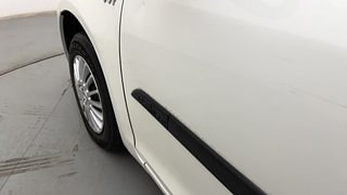 Used 2017 Maruti Suzuki Swift Dzire VXI (O) Petrol Manual dents MINOR SCRATCH