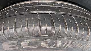 Used 2021 Tata Altroz XE 1.2 Rhythm Petrol Manual tyres RIGHT FRONT TYRE TREAD VIEW