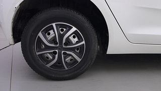 Used 2021 Tata Altroz XE 1.2 Rhythm Petrol Manual tyres RIGHT REAR TYRE RIM VIEW