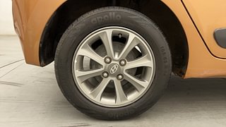 Used 2016 Hyundai Grand i10 Asta 1.2 Kappa VTVT Petrol Manual tyres RIGHT REAR TYRE RIM VIEW