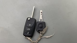 Used 2018 Volkswagen Ameo [2016-2020] Comfortline 1.5L (D) Diesel Manual extra CAR KEY VIEW