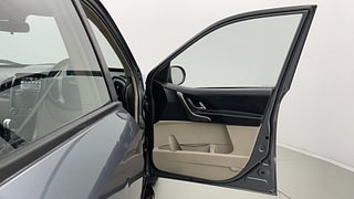 Used 2016 Mahindra XUV500 [2015-2018] W6 Diesel Manual interior RIGHT FRONT DOOR OPEN VIEW