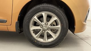 Used 2016 Hyundai Grand i10 Asta 1.2 Kappa VTVT Petrol Manual tyres RIGHT FRONT TYRE RIM VIEW