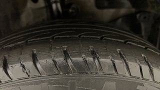 Used 2013 Honda Amaze [2013-2018] 1.2 S i-VTEC CNG (Outside Fitted) Petrol+cng Manual tyres RIGHT FRONT TYRE TREAD VIEW
