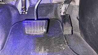 Used 2019 Hyundai Venue [2019-2022] SX Plus 1.0 Turbo DCT Petrol Automatic interior PEDALS VIEW