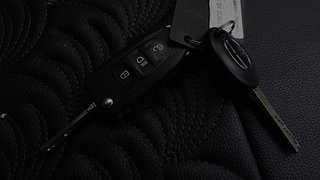 Used 2021 Tata Altroz XE 1.2 Rhythm Petrol Manual extra CAR KEY VIEW