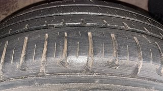 Used 2014 Hyundai Grand i10 [2013-2017] Asta (O) AT 1.2 kappa VTVT Petrol Automatic tyres RIGHT FRONT TYRE TREAD VIEW