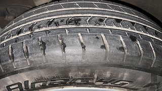 Used 2022 Hyundai Venue SX 1.2 Petrol Petrol Manual tyres RIGHT REAR TYRE TREAD VIEW