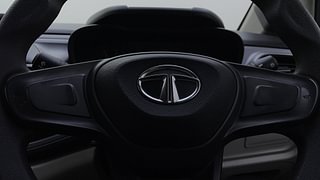 Used 2021 Tata Altroz XE 1.2 Rhythm Petrol Manual top_features Airbags