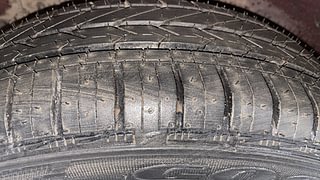 Used 2014 Hyundai Grand i10 [2013-2017] Asta (O) AT 1.2 kappa VTVT Petrol Automatic tyres RIGHT REAR TYRE TREAD VIEW