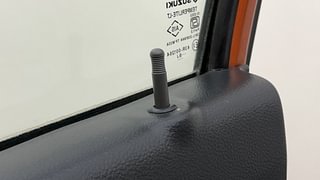 Used 2019 Maruti Suzuki Alto K10 [2014-2019] VXI AMT Petrol Automatic top_features Central locking