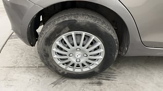 Used 2013 Maruti Suzuki Swift [2011-2017] VDi Diesel Manual tyres RIGHT REAR TYRE RIM VIEW