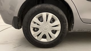 Used 2014 Maruti Suzuki Swift Dzire VXI AT Petrol Automatic tyres RIGHT REAR TYRE RIM VIEW