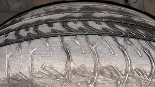 Used 2020 Renault Duster [2020-2022] RXZ Turbo CVT Petrol Petrol Automatic tyres RIGHT REAR TYRE TREAD VIEW