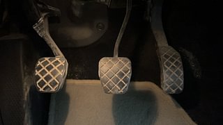 Used 2015 Volkswagen Polo [2014-2020] Comfortline 1.5 (D) Diesel Manual interior PEDALS VIEW