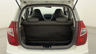 Used 2013 Hyundai i10 [2010-2016] Sportz 1.2 Petrol Petrol Manual interior DICKY INSIDE VIEW