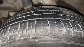Used 2022 Hyundai Venue [2019-2022] SX 1.5 (O) executive CRDI Diesel Manual tyres RIGHT REAR TYRE TREAD VIEW