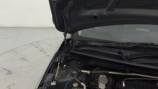 Used 2015 Maruti Suzuki Celerio VXI AMT Petrol Automatic engine ENGINE RIGHT SIDE HINGE & APRON VIEW