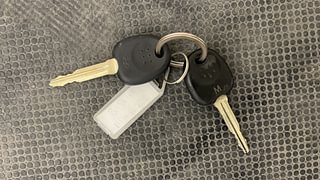 Used 2013 Hyundai i10 [2010-2016] Sportz 1.2 Petrol Petrol Manual extra CAR KEY VIEW