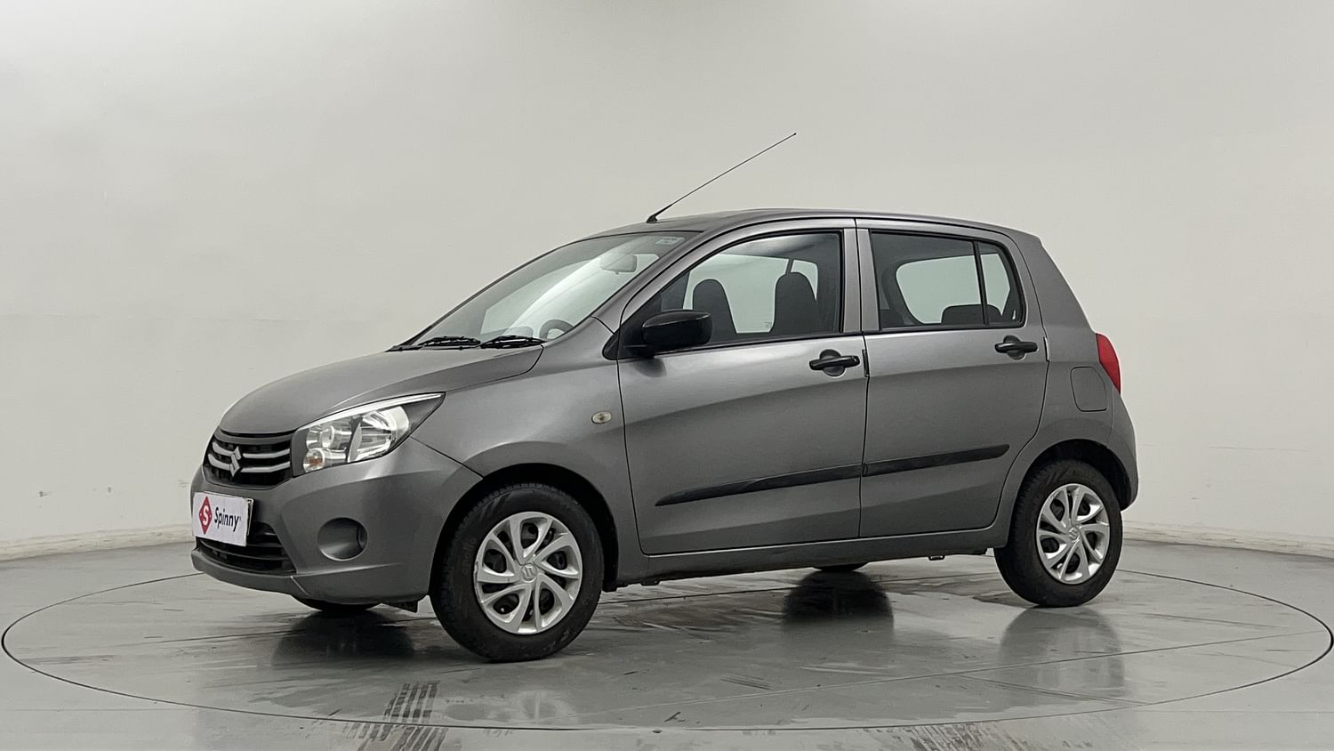 LEFT FRONT CORNER VIEW