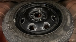Used 2019 Maruti Suzuki Alto K10 [2014-2019] VXI AMT Petrol Automatic tyres SPARE TYRE VIEW