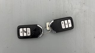 Used 2021 honda City V 5th Gen Petrol Manual extra CAR KEY VIEW