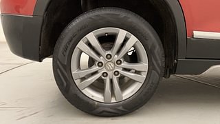 Used 2017 maruti-suzuki Vitara Brezza ZDI PLUS Dual Tone Diesel Manual tyres RIGHT REAR TYRE RIM VIEW