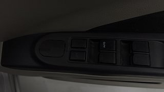 Used 2015 Maruti Suzuki Celerio VXI AMT Petrol Automatic top_features Central locking