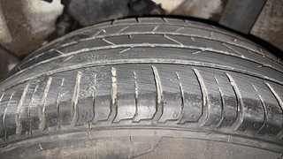Used 2022 Hyundai Venue [2019-2022] SX 1.5 (O) executive CRDI Diesel Manual tyres LEFT REAR TYRE TREAD VIEW