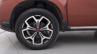 Used 2020 Renault Duster [2020-2022] RXZ Turbo CVT Petrol Petrol Automatic tyres LEFT FRONT TYRE RIM VIEW