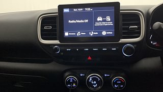 Used 2021 Hyundai Venue [2019-2022] SX 1.5 CRDI Diesel Manual interior MUSIC SYSTEM & AC CONTROL VIEW