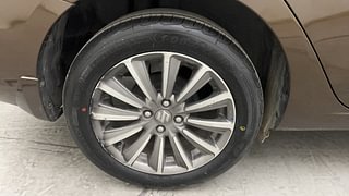 Used 2019 Maruti Suzuki Ciaz Alpha Petrol Petrol Manual tyres RIGHT REAR TYRE RIM VIEW