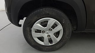 Used 2020 renault Kwid 1.0 RXT Opt Petrol Manual tyres RIGHT REAR TYRE RIM VIEW