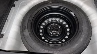 Used 2022 Hyundai Venue [2019-2022] SX 1.5 (O) executive CRDI Diesel Manual tyres SPARE TYRE VIEW