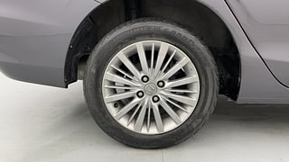 Used 2021 honda City V 5th Gen Petrol Manual tyres RIGHT REAR TYRE RIM VIEW