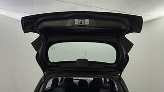 Used 2020 renault Kwid 1.0 RXT Opt Petrol Manual interior DICKY DOOR OPEN VIEW